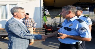 Başkan Çınar, Bayramda Polisleri Unutmadı