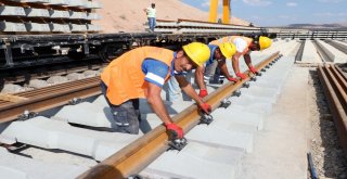 Ankara-Sivas Yht Ray Serim Çalışmaları Devam Ediyor