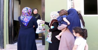 270 Yetimin Ailesine Kurban Eti Dağıtıldı