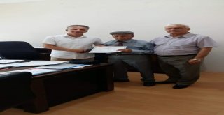 80 Yaşında İlkokul Diplomasını Aldı