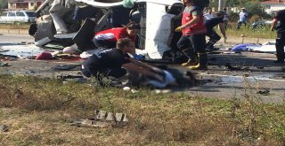 Sakaryada Trafik Kazası: 8 Ölü