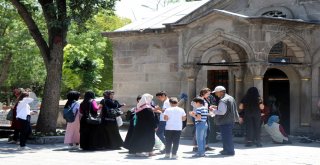 Türbelerde Sınav Yoğunluğu