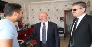 Başkan Çolakbayrakdar Camikebir Mahallesini Ziyaret Etti