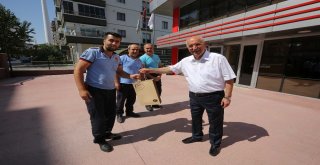 Başkan Fethi Yaşar Vatandaşla Ve Esnafla Bayramlaştı