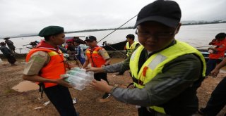 Myanmarda Tahliye Sayısı 148 Bine Yükseldi