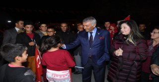 Başkan Günaydın: “Parti, Mahalle, Kişi Ayrımı Yapmadan Hizmet Veriyoruz”