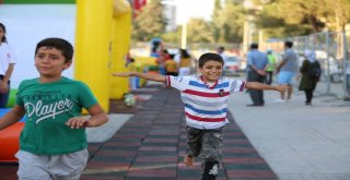 Mardinli Çocuklar Eğlence Parkıyla Mutluluğa Koştu