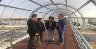 Öğrencilerden Kaymakam Sırmalıya Üstgeçit Teşekkürü