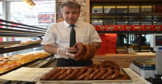 Susamsız Kebap Geliyor