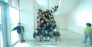 Minik İtfaiyeciler Tatbikat Yaptı