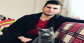 Uyuşturucu Kullanmaktan Ölen Gencin Aile Yakınlarından Torbacılara İntikam Dayağı
