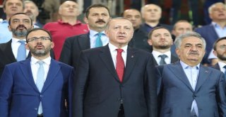 Cumhurbaşkanı Erdoğan, Çaykur Rizespor-Kasımpaşa Maçını İzlemek İçin Çaykur Didi Stadyumuna Geldi