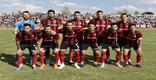 Tff 2. Lig, Utaş Uşakspor:1 - Niğde Anadolu Fk:1