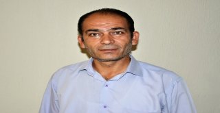 Abd Markası Cep Telefonunu Çekiçle Kırdı