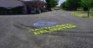 Battalgazi Belediyesi 30 Sokakta Asfalt Çalışmasını Sürdürüyor