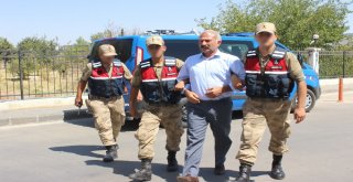 Gözaltına Alınan Dbpli Belediye Başkanı Sağlık Kontrolü İçin Hastaneye Götürüldü