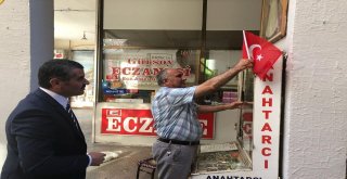 Mhpden 5 Bin Bayrak Dağıtımı