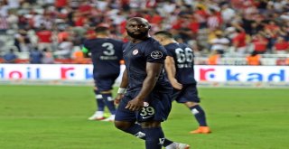 Spor Toto Süper Lig: Antalyaspor: 2 - Dg Sivasspor: 1 (İlk Yarı)