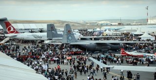 Teknofestte İnsan Seli