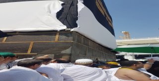 Kabenin Örtüsü Değişiyor