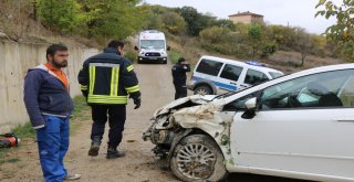 Otomobil Çarpıştıktan Sonra 40 Metre Yükseklikten Uçtu: 1 Yaralı