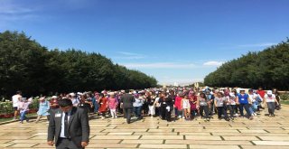 Bartın Belediyesi 3 Bin Kişiyi Anıtkabire Götürdü