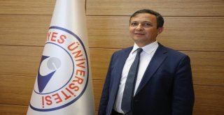 Erü Ve Kayseri Üniversitesi Rektörleri Görevlerini Teslim Aldı