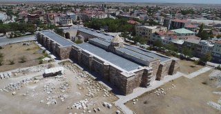 (Özel) Sekiz Asırlık Selçuklu Mirası Sultanhanı Kervansarayı Restore Ediliyor