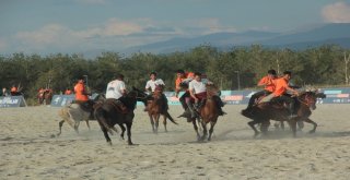 Erzurumda Türk Oyunları Festivali Heyecanı