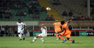 Spor Toto Süper Lig: Aytemiz Alanyaspor: 0 - Göztepe: 0 (İlk Yarı)