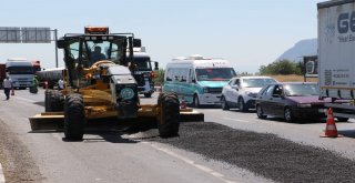 Büyükşehirden Yol Bakım Çalışması