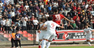 Tff 2. Lig Utaş Uşakspor:2 - Sancaktepe Belediyespor:1