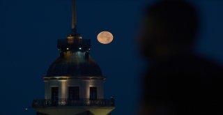 İstanbuldan Fotoğraflarla Kanlı Ay Tutulması