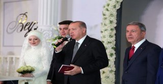 Cumhurbaşkanı, Furkan Ve Beyza Çiftinin Nikah Şahidi Oldu
