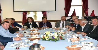 Başkan Sarıkurt Muhtarlarla Buluştu