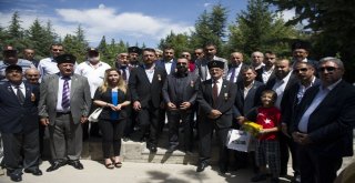 Şehit Yakınları Ve Gazilerden Cebeci Askeri Şehitliğine Ziyaret