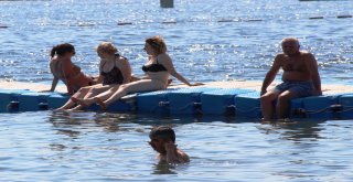 Bodruma 100 Bin Araç, 2 Milyon Tatilci Geldi