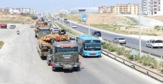 Suriye Sınırına Askeri Sevkiyat Sürüyor