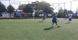 Zabıta İle Esnaf Bu Kez Yeşil Sahada Karşı Karşıya Geldi