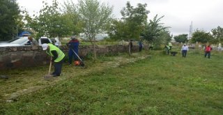 Başkan Köksoy, Personeli İle Temizlik Çalışmalarına Katıldı