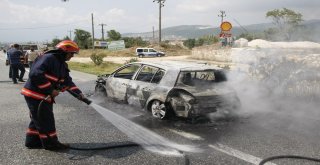 Ana Yolda Alev Alev Yandı