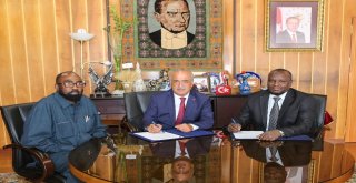 Prof. Dr. Ömer Çomaklı: “Erzurumun Dünyaya Açılan Kapısıyız”