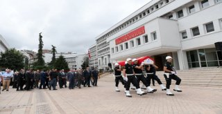 Trabzonlu Eski Vali Kaşif Tosuna Son Görev