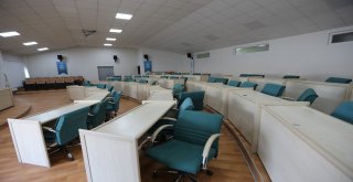 Konferans Salonu Saü Tıp Fakültesine Tahsis Edildi