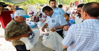Battalgazi Belediyesi, Kasap Önlüğü Ve Et Poşeti Dağıttı