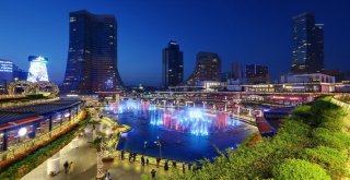 Ataşehirde Açıkhava Sinema Keyfi