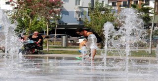 Eylül Ayında Konyaaltında Deniz Keyfi