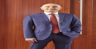 Rektör Yılmazdan 30 Ağustos Zafer Bayramı Kutlaması