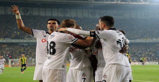 Spor Toto Süper Lig: Fenerbahçe: 0 - Beşiktaş: 1 (İlk Yarı)