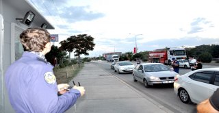 Polisten Bayram Trafiğine Sıkı Denetim